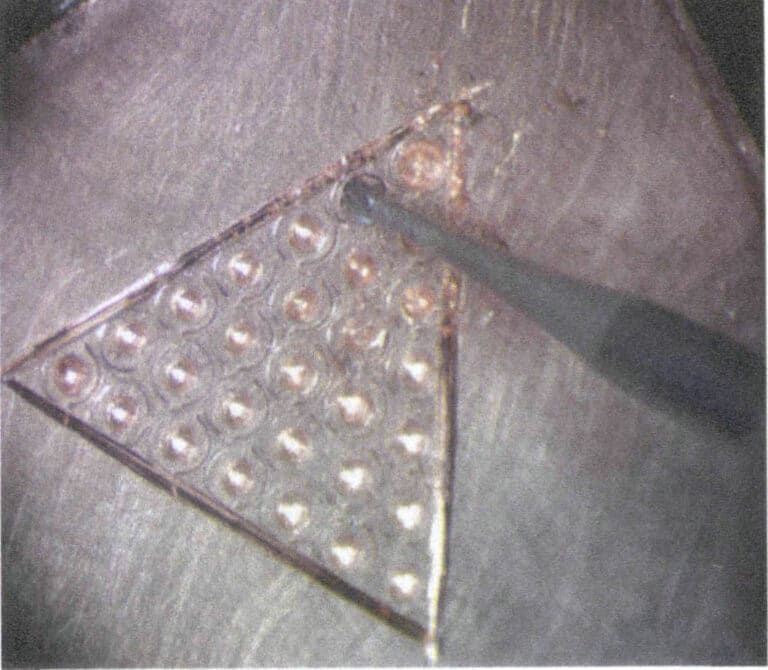 5-32. ábra Lyukak megnagyobbítása