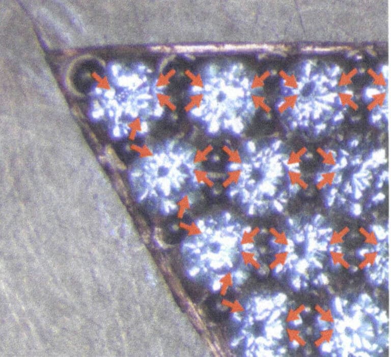 5-42. ábra A tüskék összenyomódási viszonya