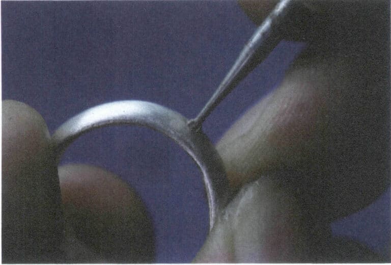 Figura 6-7 Expansão da posição de ajuste com uma broca em forma de bola