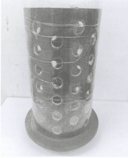 Figure 5-10 Wrap tape tightly around the outer wall of the steel flask