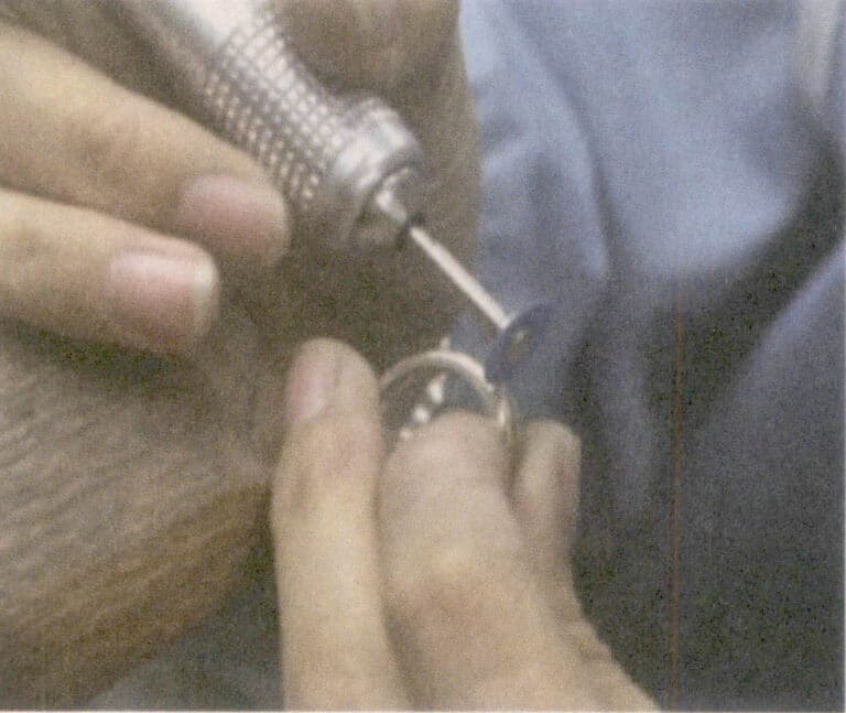 Rysunek 5-29 Wykończenie krawędzi