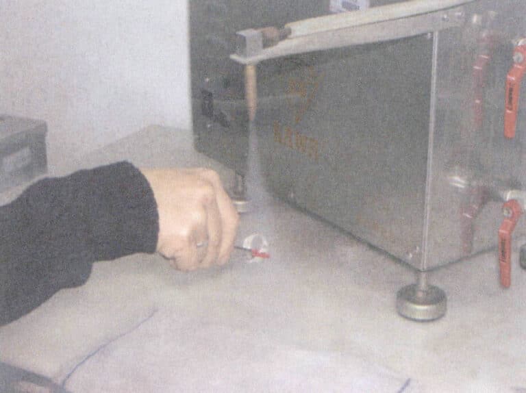 Figura 6-23 Pulizia a vapore