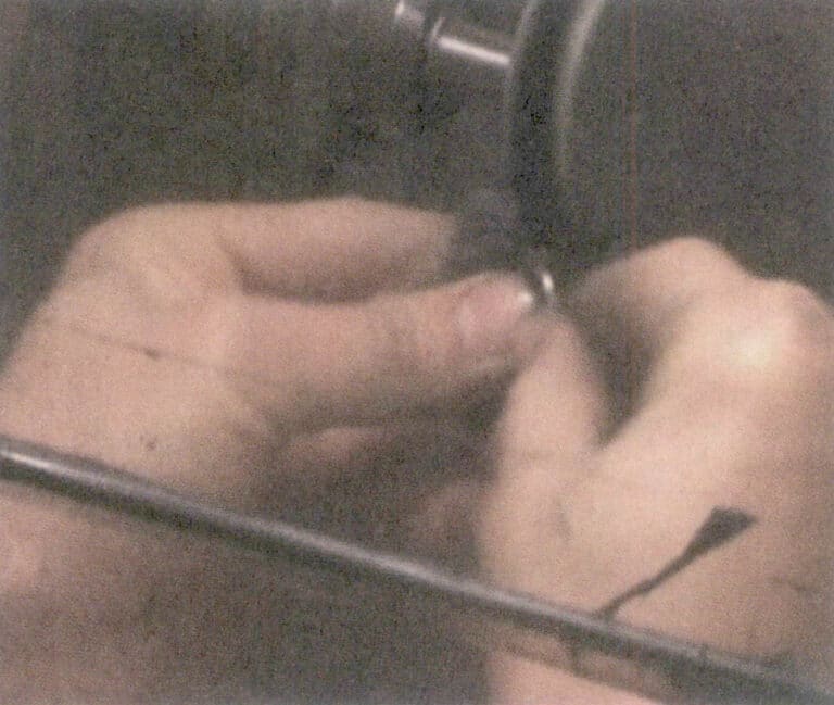 Figura 6-7 Spazzola per capelli per auto