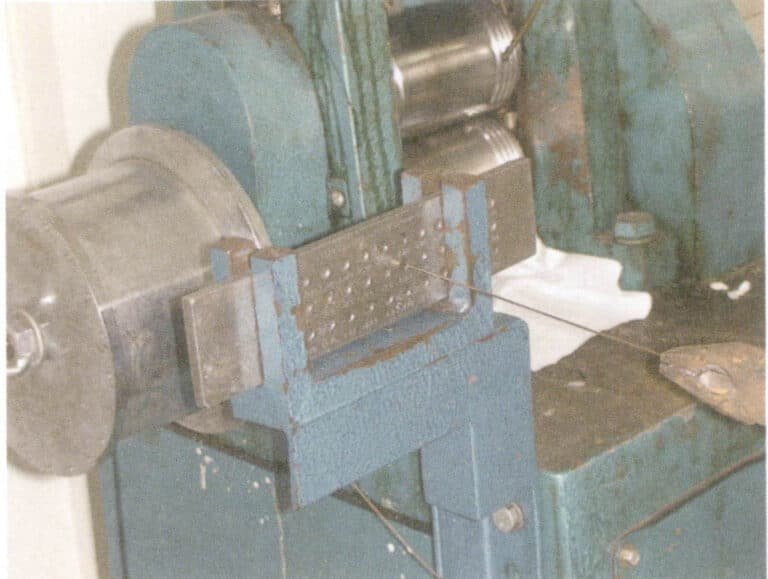 Figure 8-11 Drawing wire