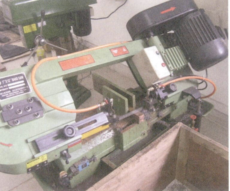 Figure 8-15 Material Cutting