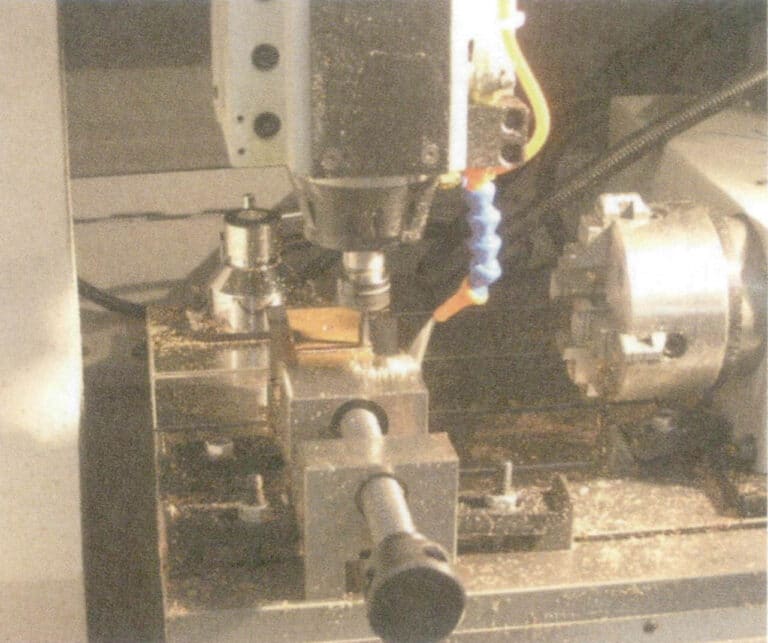 Figure 8-17 Engraving and milling processing