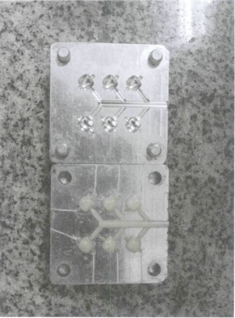 Figure 3-34 Making Water-Soluble Wax Cores