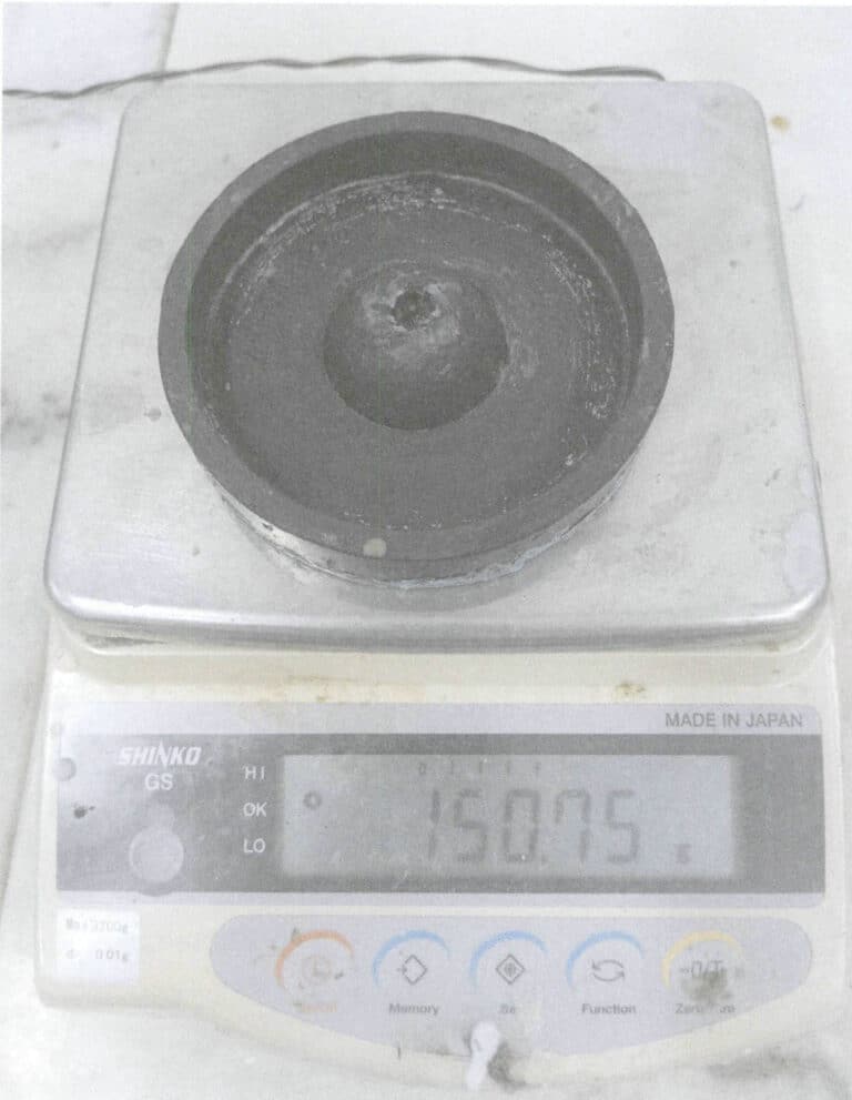 الشكل 4-12 وزن القاعدة المطاطية