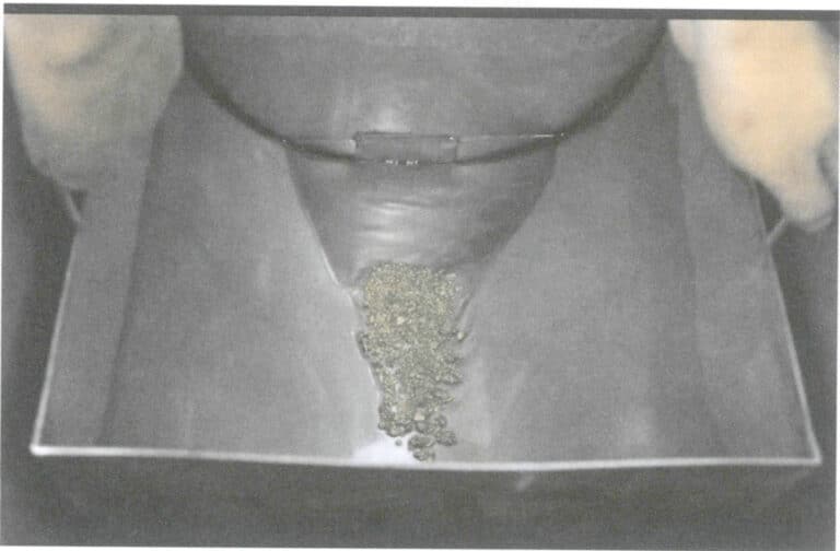 図6-36 ビーズの取り出し