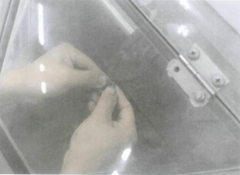 Figura 8-15 Lucidatura del canale di colata residuo