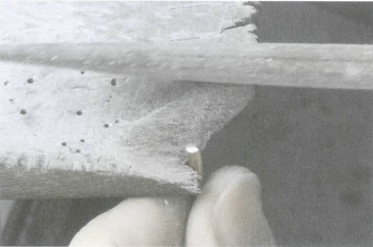 Figura 1-43 Aparar a extremidade do jito