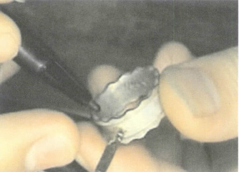 Figure 2-15 Drawing the Division Line