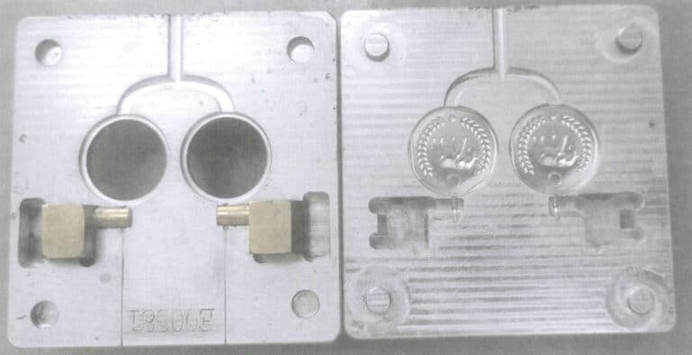 Figure 2-43 Completed pendant mold