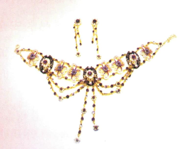 Lead-tin alloy necklace