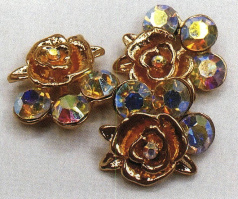 Figure 4-28 Diamonds setting jewelry