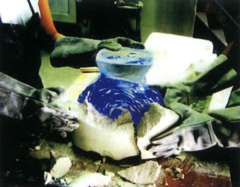 Figure 8-5 Lost-wax casting glass crafts