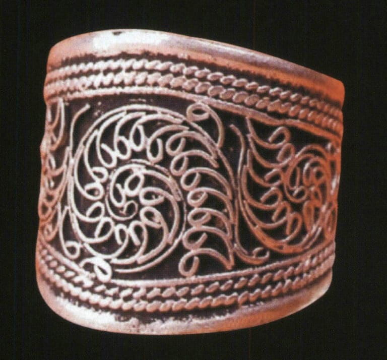 Bague en argent tibétain