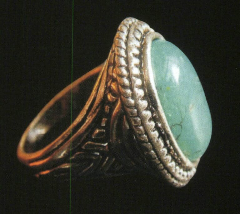 Bague en argent tibétain avec turquoise