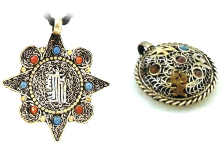 Pendentif en argent tibétain