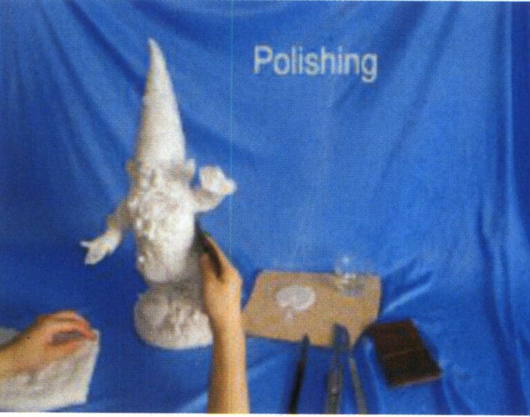 Figure 9-6 Raw blank polishing