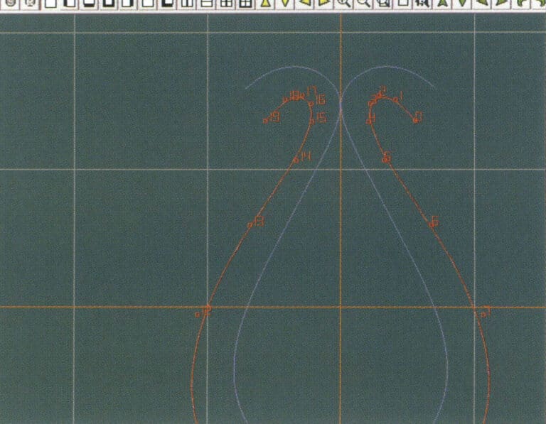 4. Select two curves to create the middle curve. First, select the outer contour line
