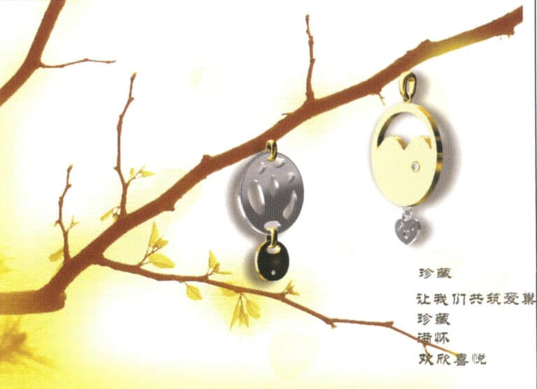 النمذجة: JewelCAD؛ المعالجة اللاحقة: فوتوشوب؛ انتبه إلى تغيير الضوء والظل للمادة المعدنية، مما يساعد على التعبير بشكل أفضل عن الإحساس بحجم المجوهرات.