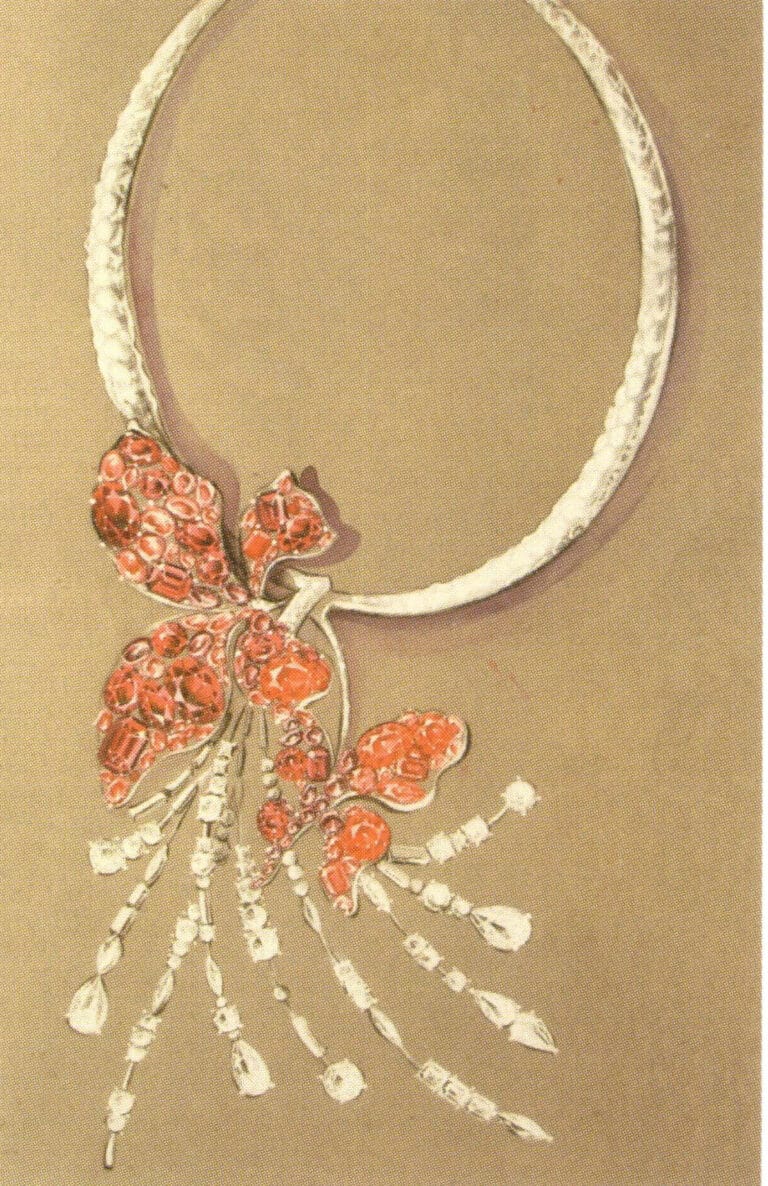 The shape is beautiful, and the color contrast is strong yet elegant.