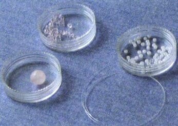 Figure 4-46 Preparation of materials for the velvet rose quartz ring