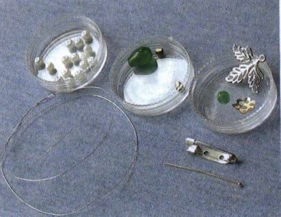 Figure 7-2 Materials Preparation for the Luminous Pearl Harmony Brooch