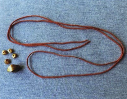 Figure 7-17 Preparation of Materials for the Fortune's Eternal Knot Charm