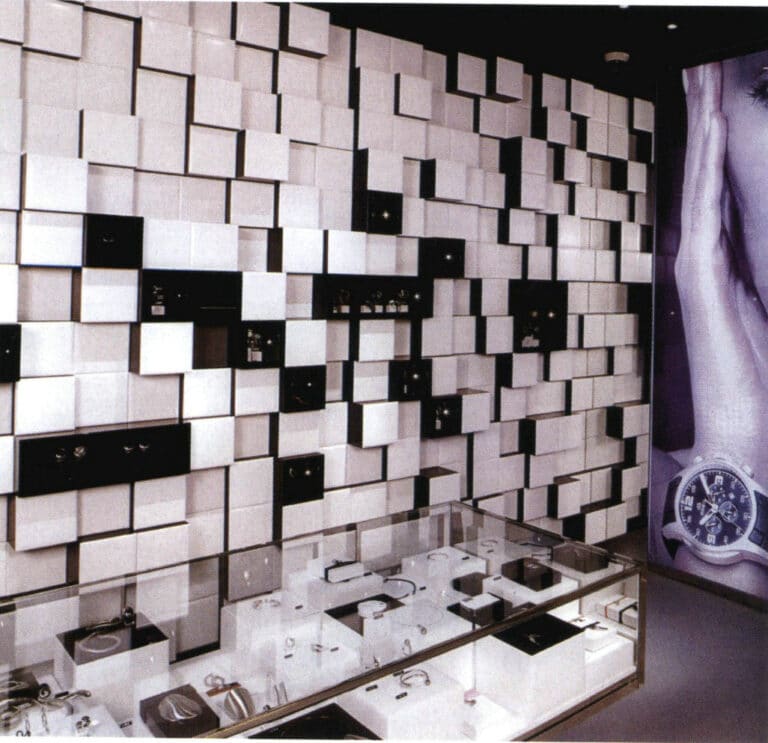 Figures 1-21 Showcase the luxury of jewelry through the black-and-white contrast design technique