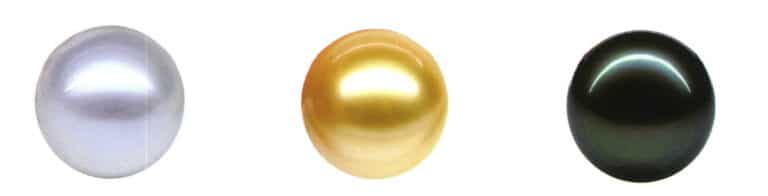 Pearls are divided into natural and cultured and are known as the "queen of gems." They come in various shapes: round, pear, egg, teardrop, and button. Common colors include white, pink, light yellow, light green, light blue, brown, light purple, and black. Generally, the best pearls are large, round, and have a beautiful luster, and they are mainly produced in places like Guangxi in China. Pearls symbolize health, purity, wealth, happiness, and nobility.