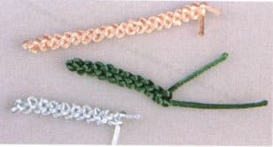 Obrázek 2-22 Hodinkový uzel z paracordu