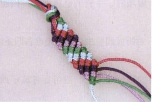 Obrázek 2-28 Diagonální hřebíčkový uzel