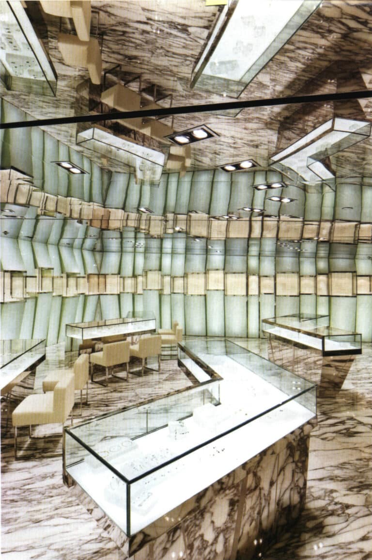 Figure 6-19 Features transparent glass, emerald green decorations, and a black-and-white marble floor.