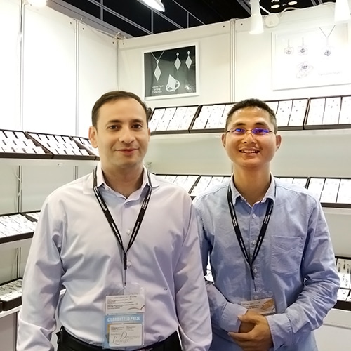 moissanite happy customers