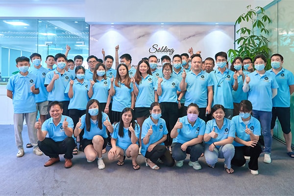 sobling jewelry team member 600x400