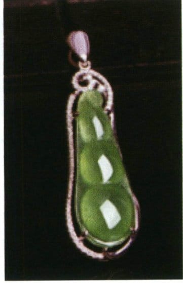 Jadeite Bean Pod Pendant