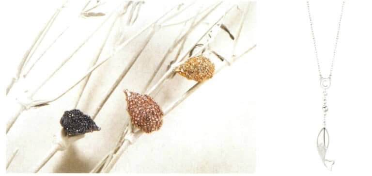 For formal occasions, it is recommended to wear simple pendants and brooches.