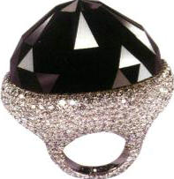 Figure 5–61 Spirit of de Grisogono black diamond