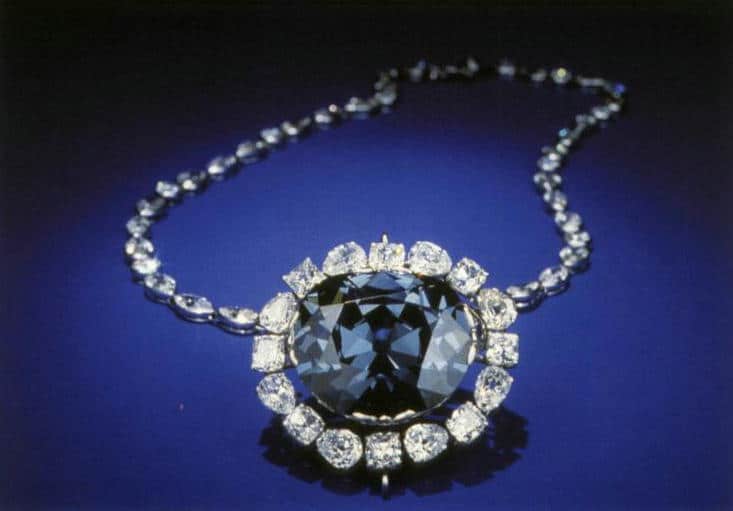 Figure 6–13 Jewellery featuring the Hope Diamond designed and made by Cartier