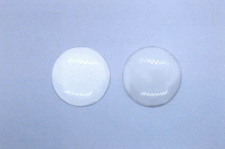 Figure 8-25 Comparison between porcelain-white base glaze and niè-white base glaze