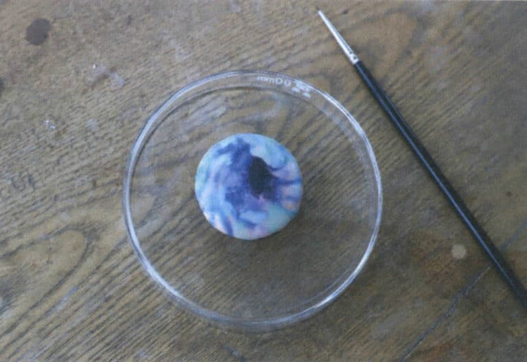 Figure 9–20 Applying a layer of transparent glaze