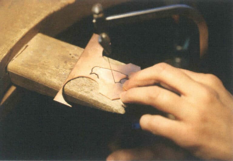 Figure 9-30 Saw the copper base according to the design
