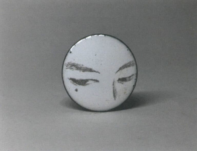 Figure 9-37 Pencil drawing