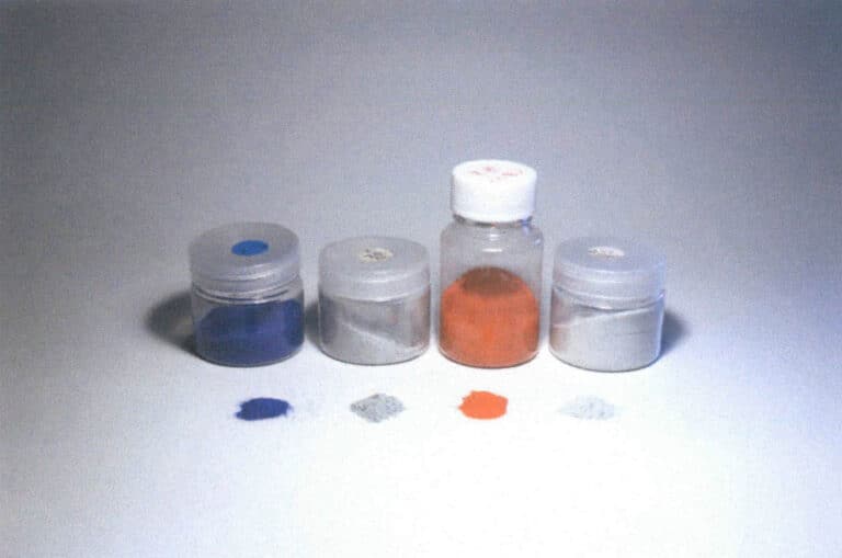 Figure 1–10 Domestically made cloisonné glazes