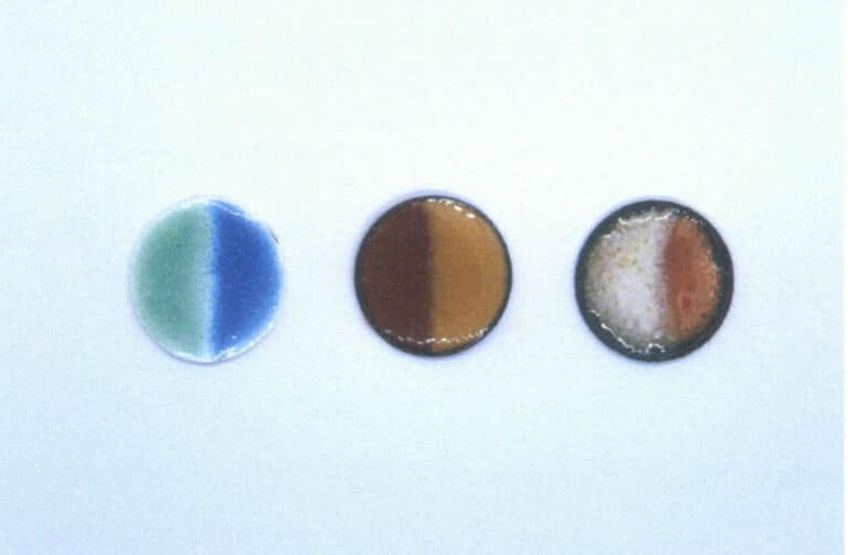 Figure 1–17 Comparison of firing stability for glazes of different colours