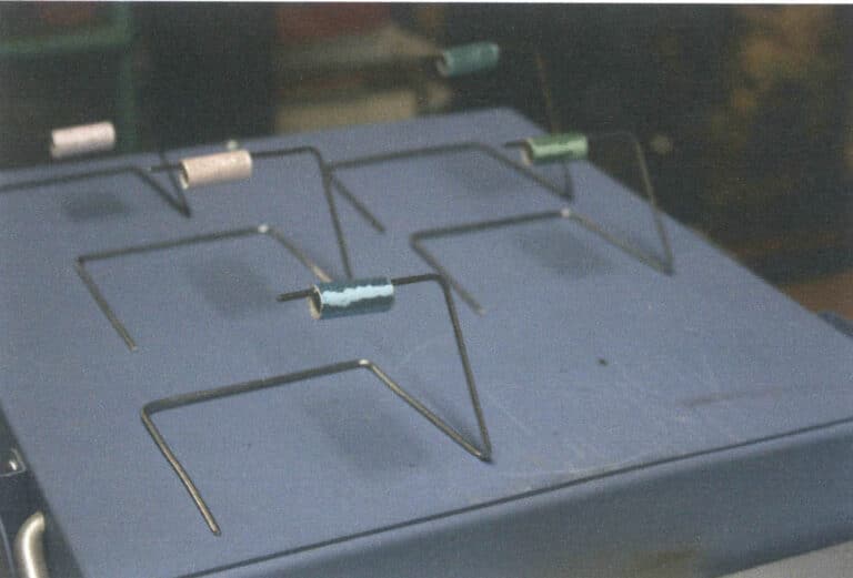 Figure 2-15 The custom-made steel-shaped firing rack for a work with an irregular shape