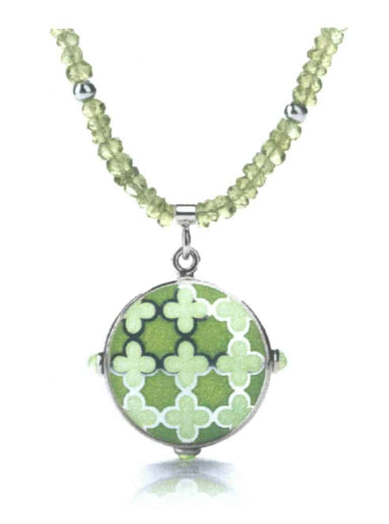 Figure 3–25 Pendant made using the champlevé enamel technique