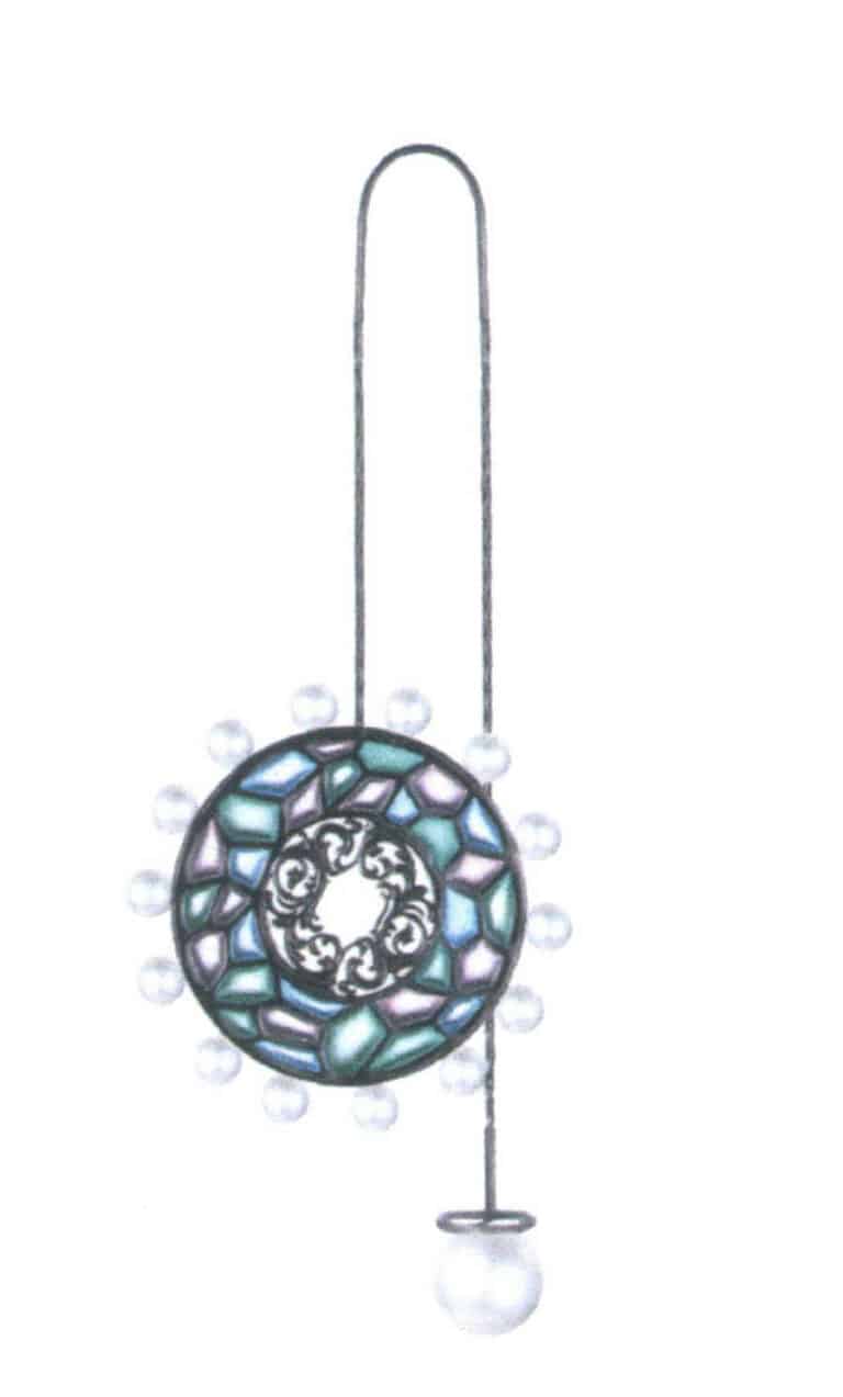 Figure 3-33 Plique-à-jour enamel earrings fired by the solid-firing method